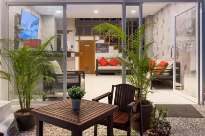 Hotel Baya Phuket - Rooftop Pool, Next to Food Market & Steps to Beach – Foto 12