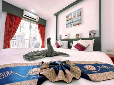 Hotel Baya Phuket - Rooftop Pool, Next to Food Market & Steps to Beach – Foto 14